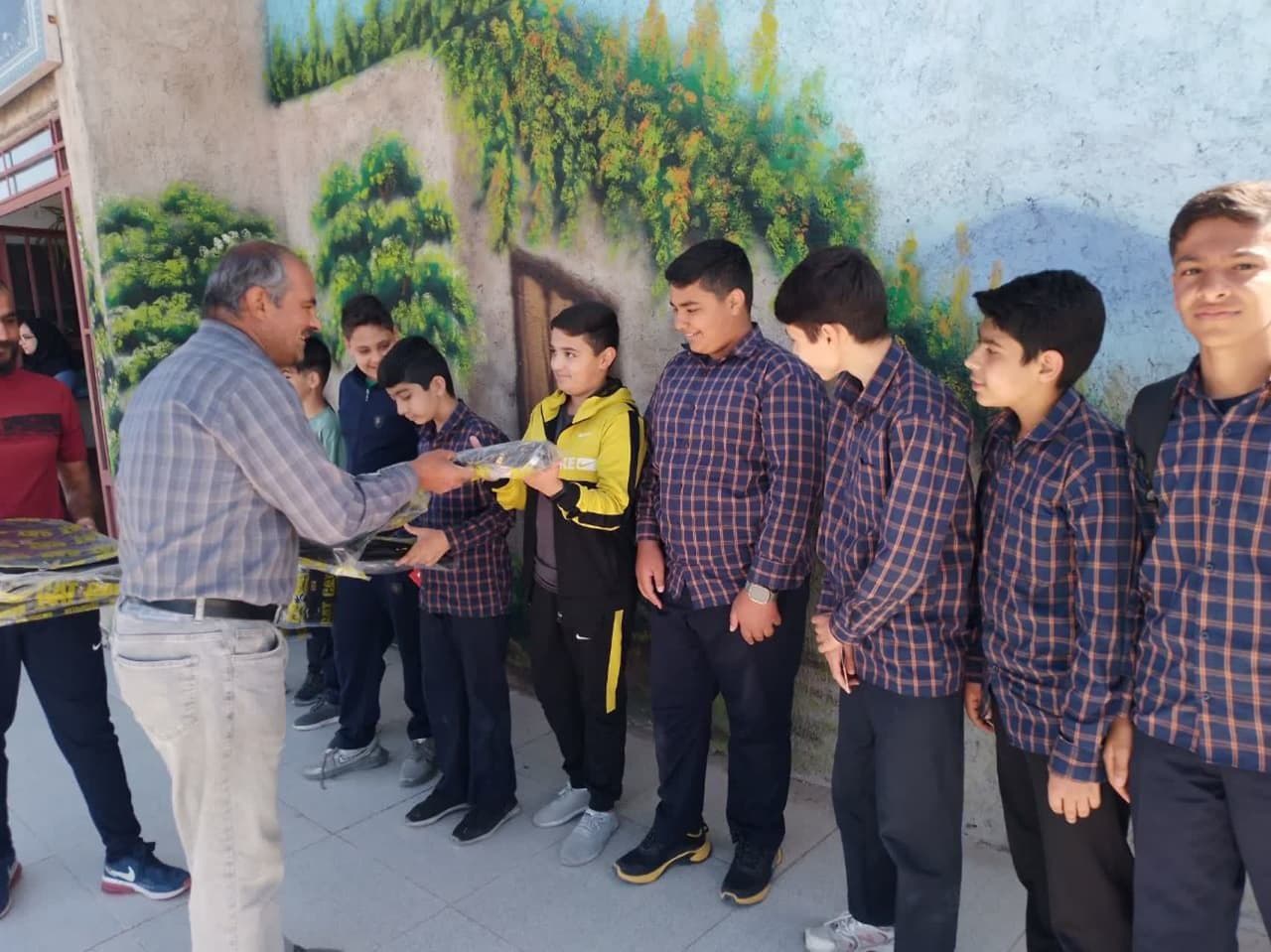 اهدای جوایز