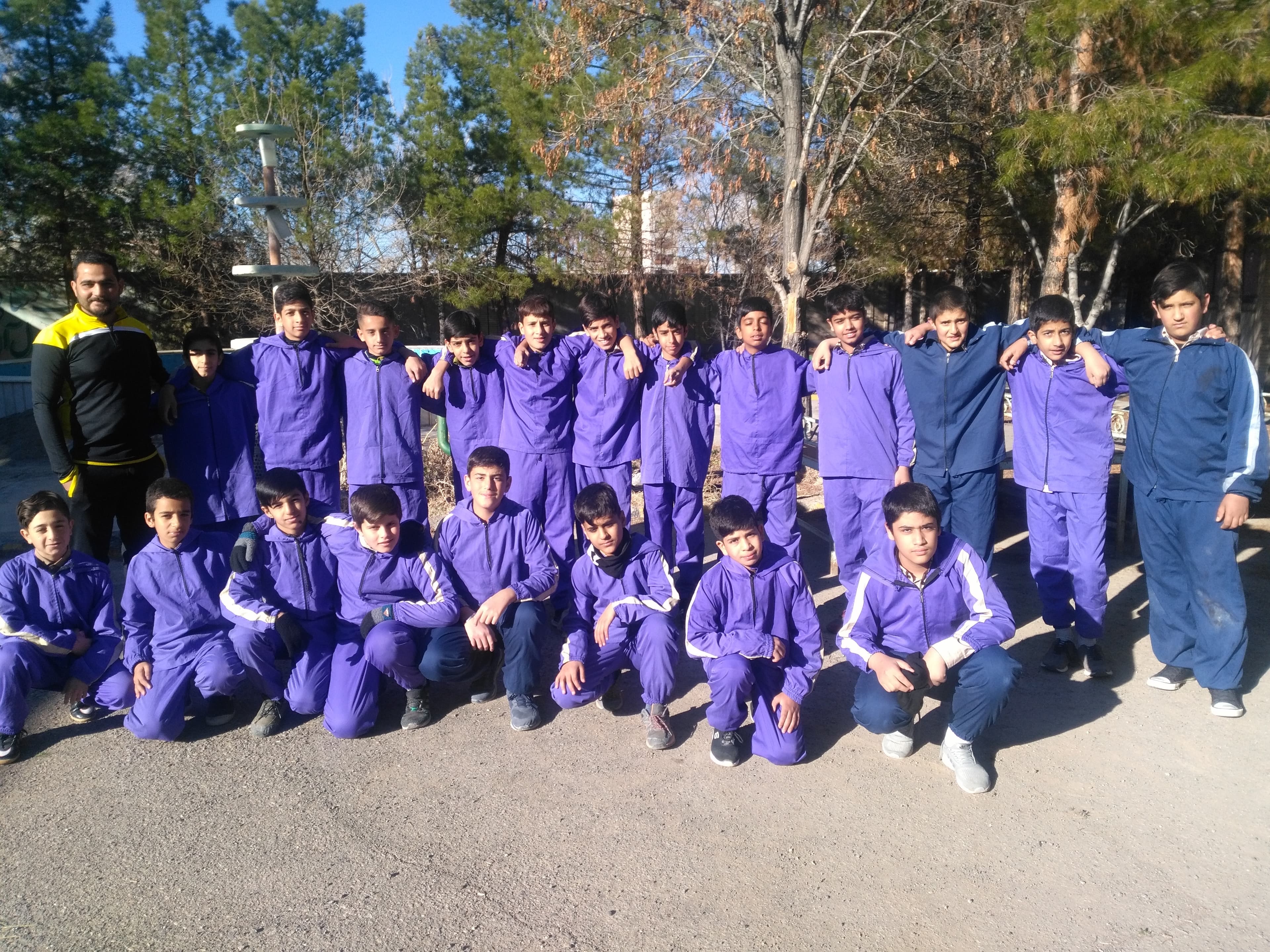 دبیرستان دوره اول مهرالبرز